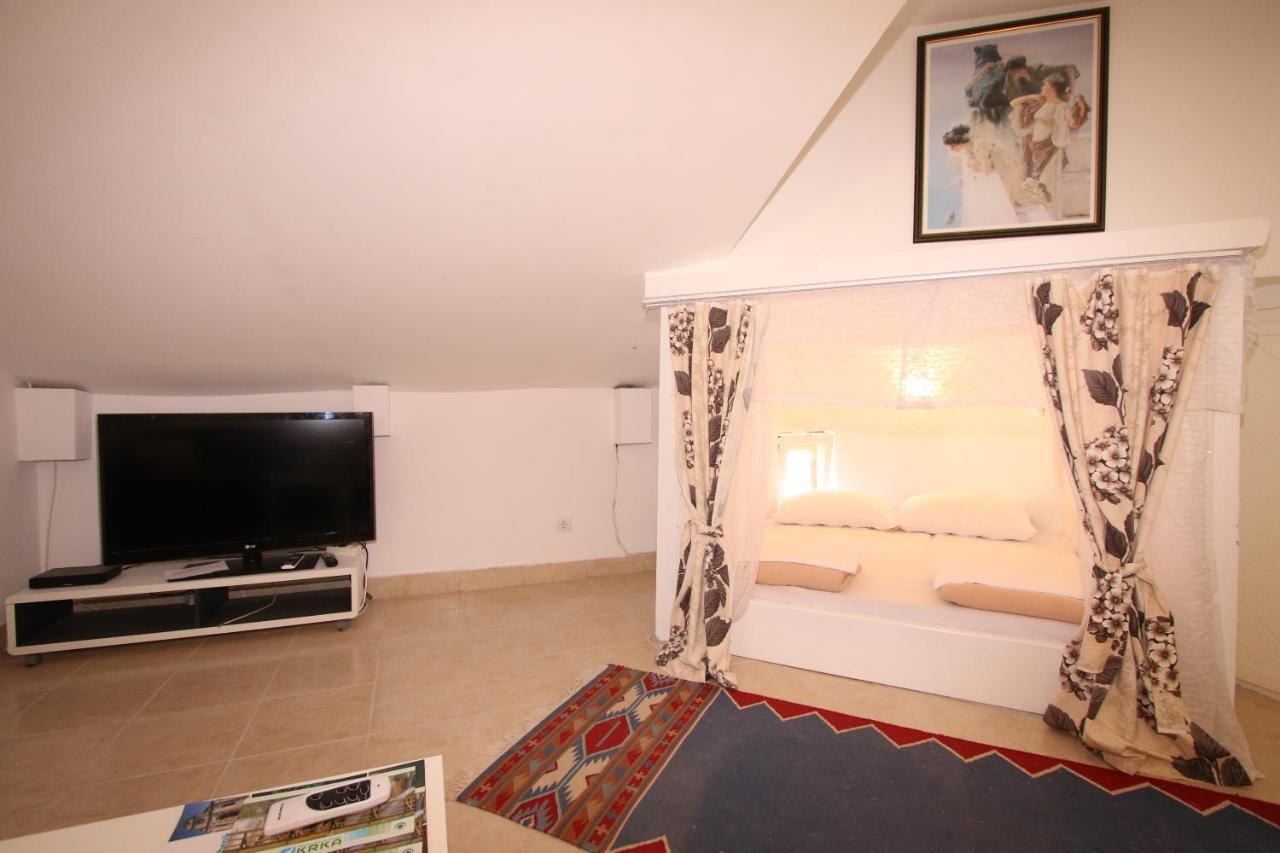 Apartments Kata Šibenik Esterno foto